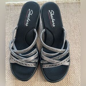 Skechers Women's Silver Strappy Sandals